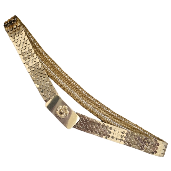 Vintage Other - Vintage gold floral scale stretch belt. OS